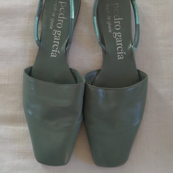 Pedro Garcia Slingback Leather Flats - Picture 1 of 3